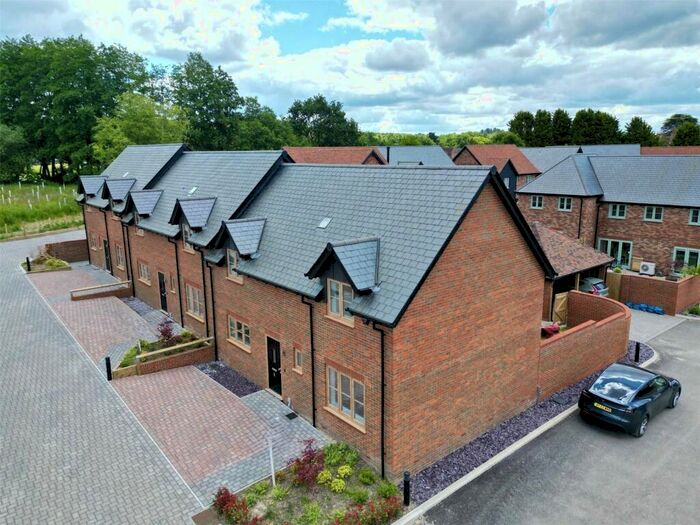 4 Bedroom End Of Terrace House For Sale In Home Farm, Embley Lane, East Wellow, Hampshire, SO51