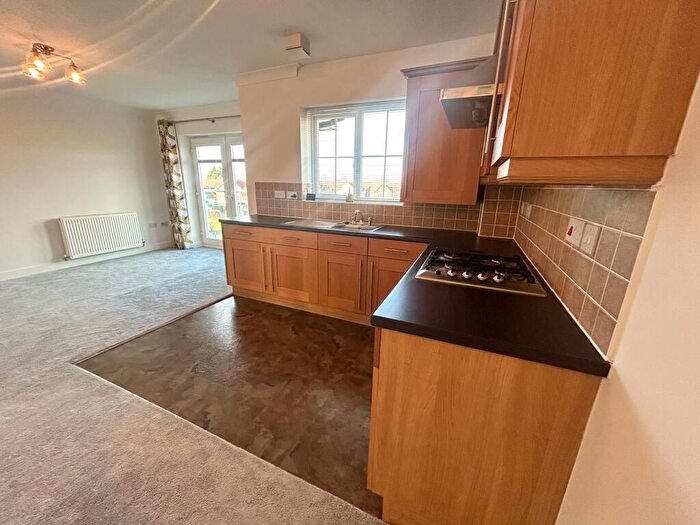 2 Bedroom Apartment To Rent In Cwrt Y Terfyn, Saltney, Chester, CH4