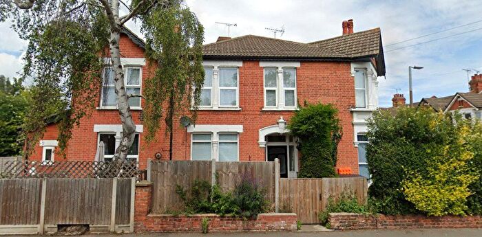 Property To Rent In Wimborne Road, Southend-On-Sea, Essex, SS2