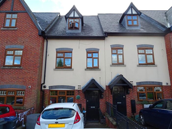 4 Bedroom Terraced House To Rent In Meadow Road, Quinton, Birmingham, B32