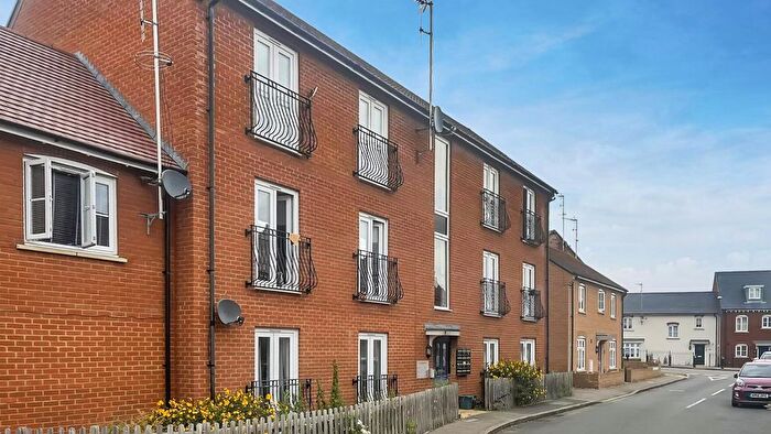 1 Bedroom Flat To Rent In Chaundler Drive, Aylesbury, HP19