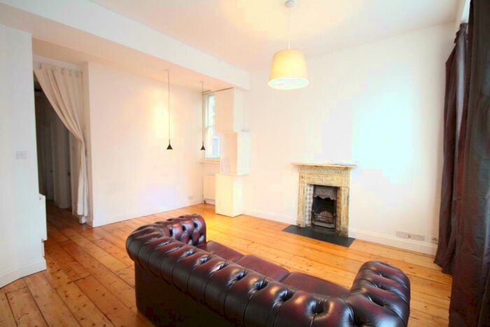 2 Bedroom Flat To Rent In Anson Road, Tufnell Park, London, N7