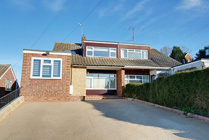 4 Bedroom Semi-Detached House To Rent In Cockbush Avenue, Hertford, SG13