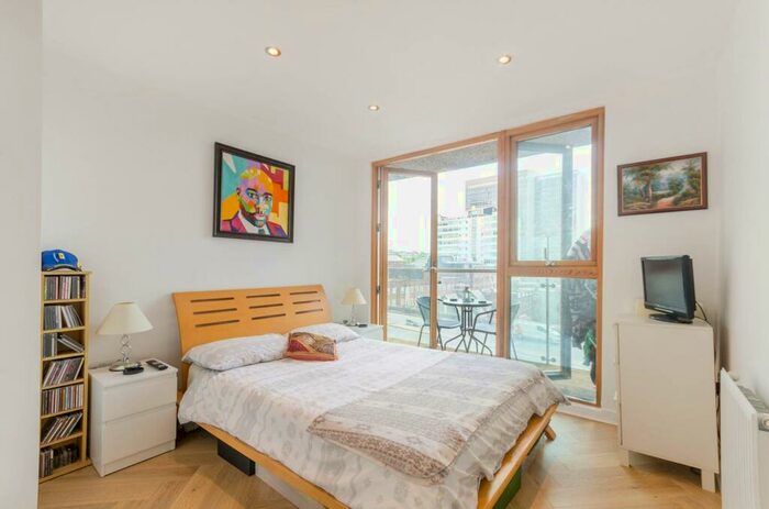 1 Bedroom Flat To Rent In Whitgift Street, Central Croydon, Croydon, CR0