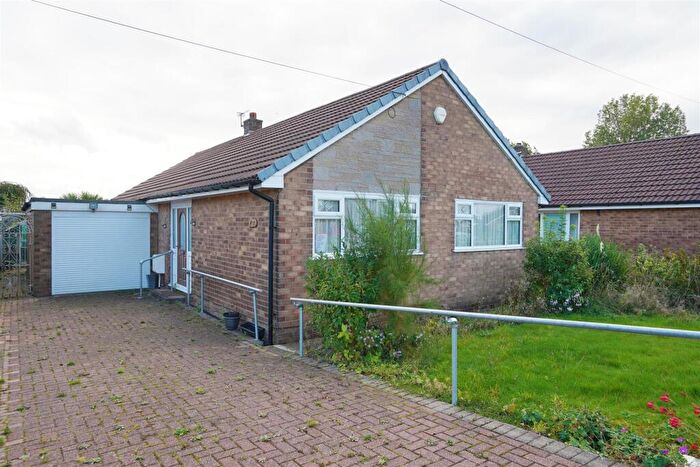 2 Bedroom Detached Bungalow For Sale In Buckingham Avenue, Horwich, Bolton, BL6