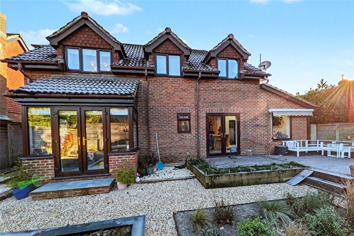 4 Bedroom Detached House For Sale In Southview Road, Headley Down, Hampshire, GU35