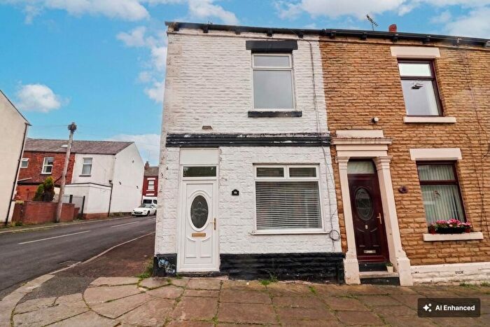 2 Bedroom End Of Terrace House To Rent In Lindsay Street, Stalybridge, SK15