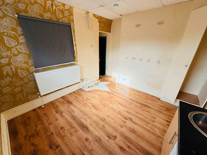 Studio To Rent In London Road, Thornton Heath, CR7