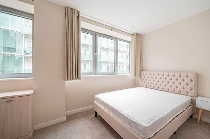 1 Bedroom Flat To Rent In Station Road, New Barnet, Barnet, EN5
