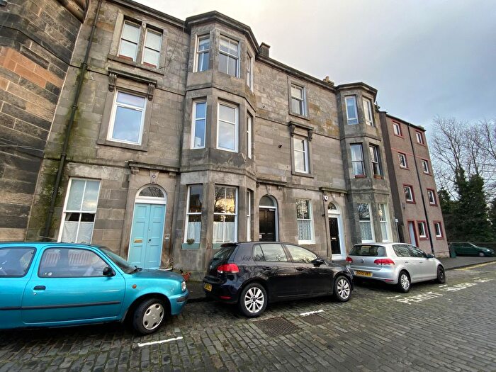 1 Bedroom Flat To Rent In Largo Place, Edinburgh, EH6