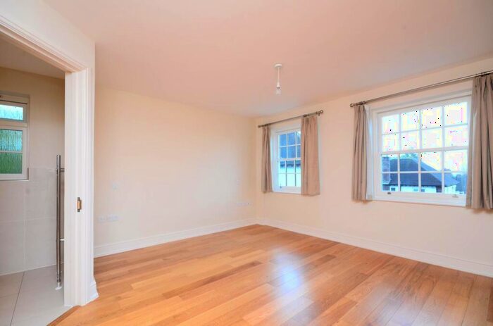 5 Bedroom Detached House To Rent In Southwood Avenue, Coombe, Kingston Upon Thames, KT2