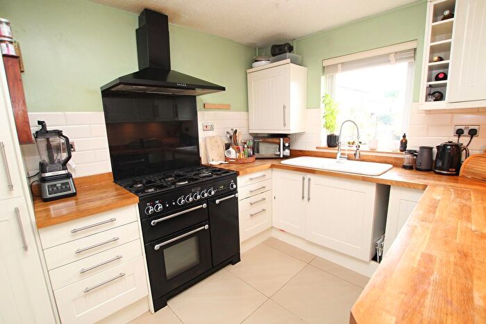 2 Bedroom Terraced House For Sale In Astleham Road, Shepperton, TW17
