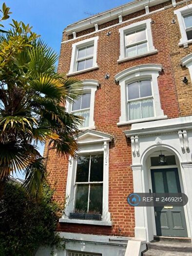 2 Bedroom Maisonette To Rent In Victoria Park Road, London, E9