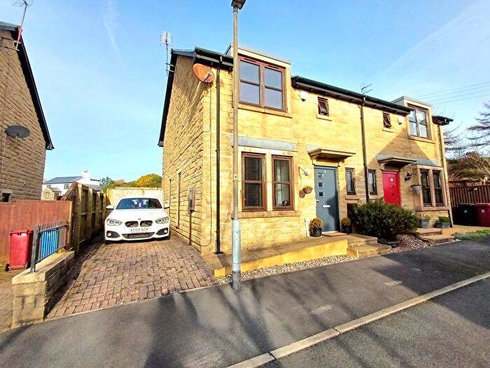 3 Bedroom Semi-Detached House For Sale In Weavers Fold, Mellor, BB2