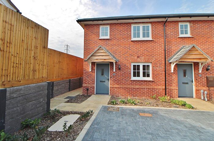 2 Bedroom Property For Sale In Beaufort Close, Berewood, PO7