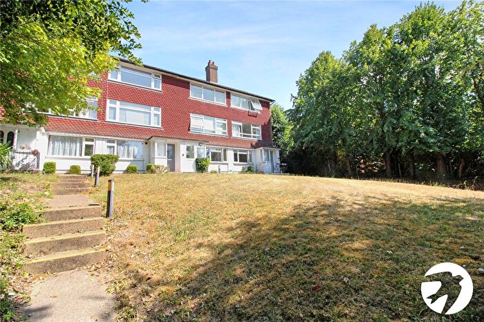 2 Bedroom Maisonette To Rent In Bean Road, Greenhithe, Kent, DA9