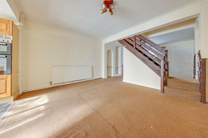 2 Bedroom Terraced House For Sale In Industrial Street, Bacup, Rossendale, OL13