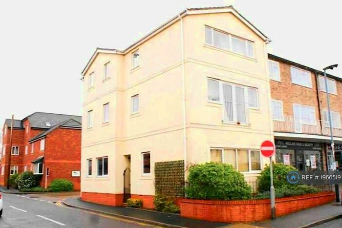 2 Bedroom Flat To Rent In Cornwall House, Leamington Spa, CV32