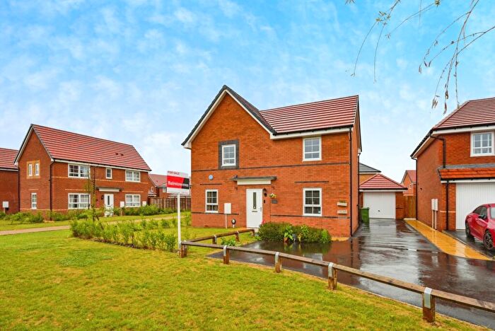 4 Bedroom Detached House For Sale In Hedley Close, Tamworth, Staffordshire, B78