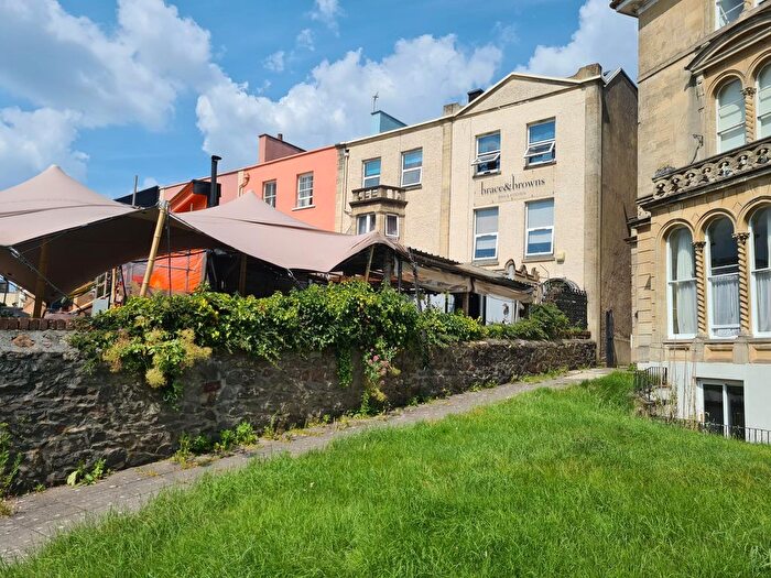 Studio To Rent In West Park, Bristol, BS8