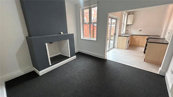 2 Bedroom Terraced House To Rent In Queens Road, Clarendon Park, Leicester, LE2