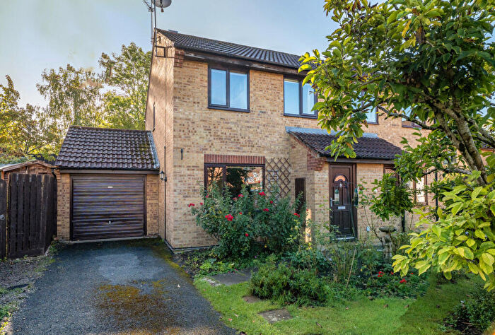 3 Bedroom Semi-Detached House For Sale In Stanley View, Dudbridge, Stroud, Gloucestershire, GL5