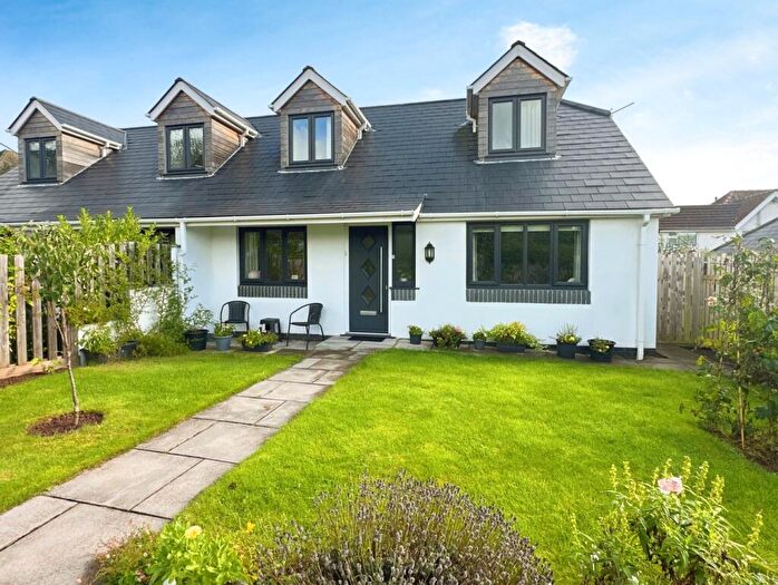 3 Bedroom Semi-Detached House For Sale In Nursery Way, Abergavenny, NP7