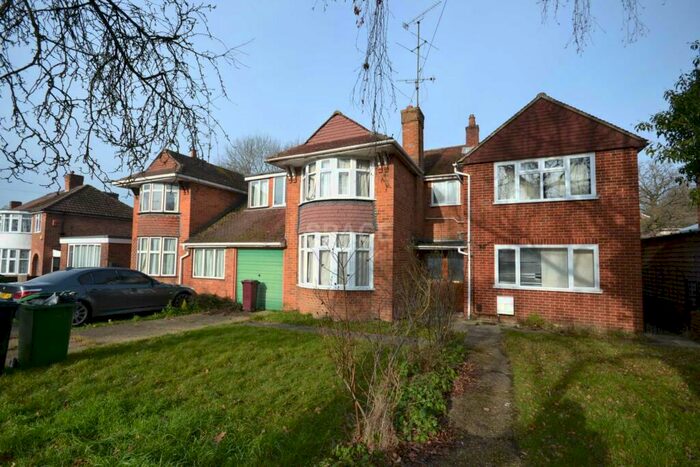 6 Bedroom Semi-Detached House To Rent In Stanhope Road, Reading, Berkshire, RG2