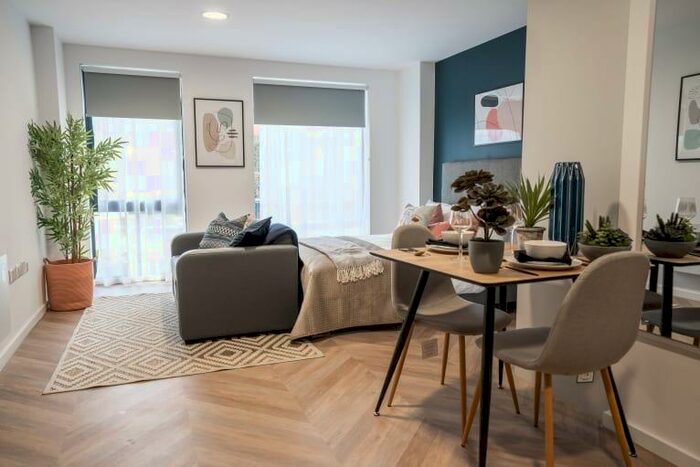 Apartment To Rent In Rockingham Street, Sheffield, S1