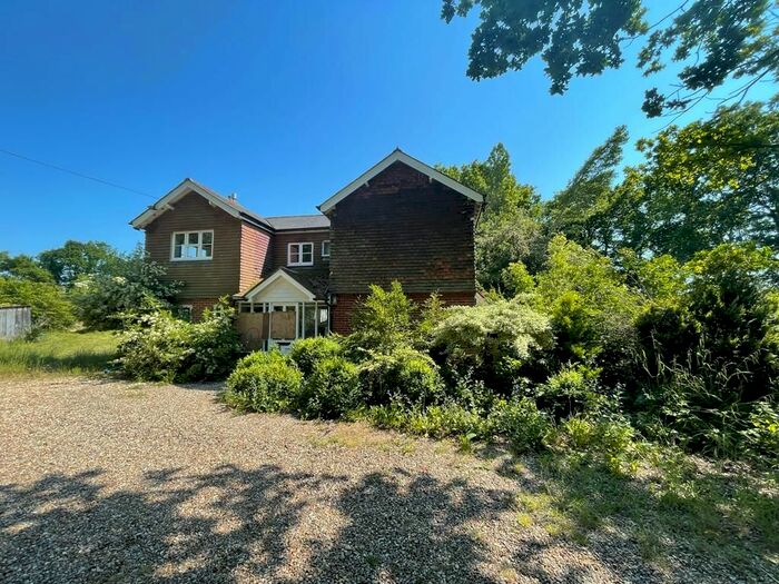 4 Bedroom Detached House For Sale In Silver Locks, Cradducks Lane, Staplehurst, Tonbridge, Kent, TN12