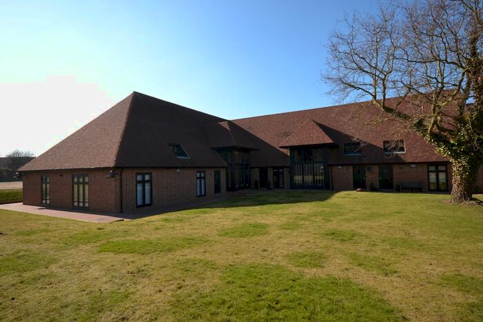3 Bedroom Barn Conversion To Rent In Eynsford Road, Swanley, Kent, BR8