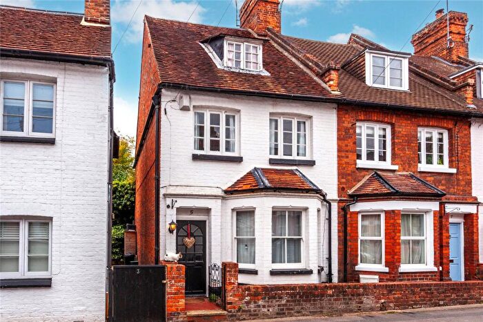 3 Bedroom End Of Terrace House To Rent In Queen Street, Henley-on-Thames, Oxfordshire, RG9
