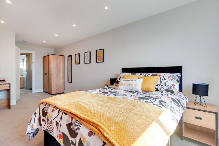 1 Bedroom House Of Multiple Occupation To Rent In Springrice Road, Hither Green, London, SE13