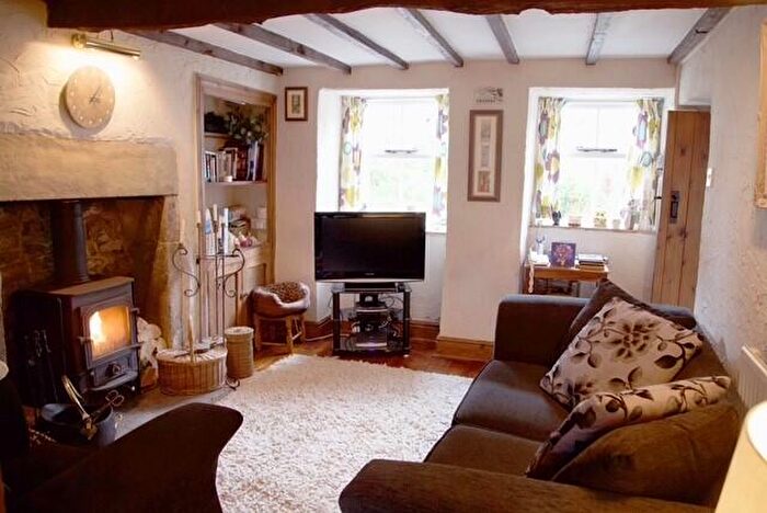 1 Bedroom Cottage To Rent In Hill Head, Bradwell, Hope Valley, S33