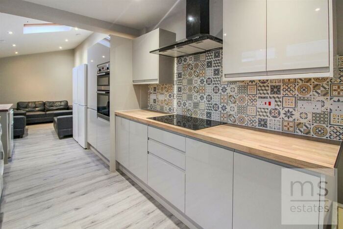 7 Bedroom Terraced House To Rent In Cottesmore Road, Lenton, Nottingham, NG7