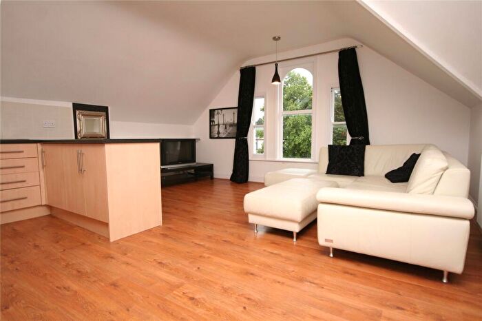 1 Bedroom Apartment To Rent In Shurdington Road, Cheltenham, Gloucestershire, GL53