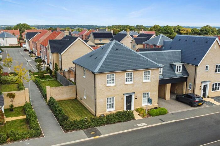 4 Bedroom Link Detached House For Sale In Propino Way, Mistley, Manningtree, CO11