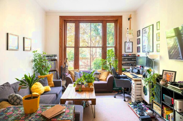 1 Bedroom Flat To Rent In Evering Road, Stoke Newington, London, N16