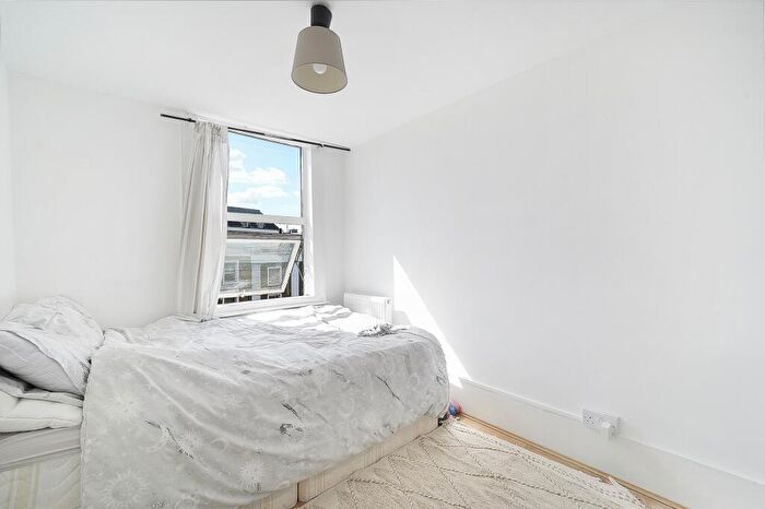 4 Bedroom Maisonette To Rent In Kentish Town Road, Kentish Town, NW1