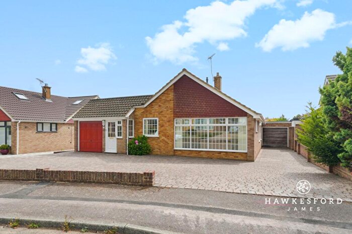 4 Bedroom Detached Bungalow For Sale In Coppins Lane, Borden, ME9