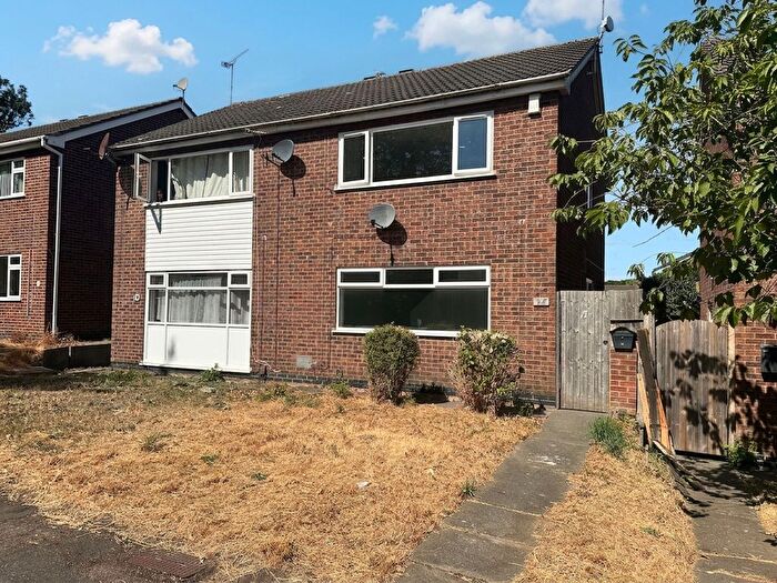 2 Bedroom Semi-Detached House For Sale In Keepers Walk, Leicester, LE4