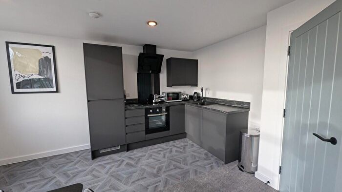 2 Bedroom Apartment To Rent In Apartment Carnation Place, NG9