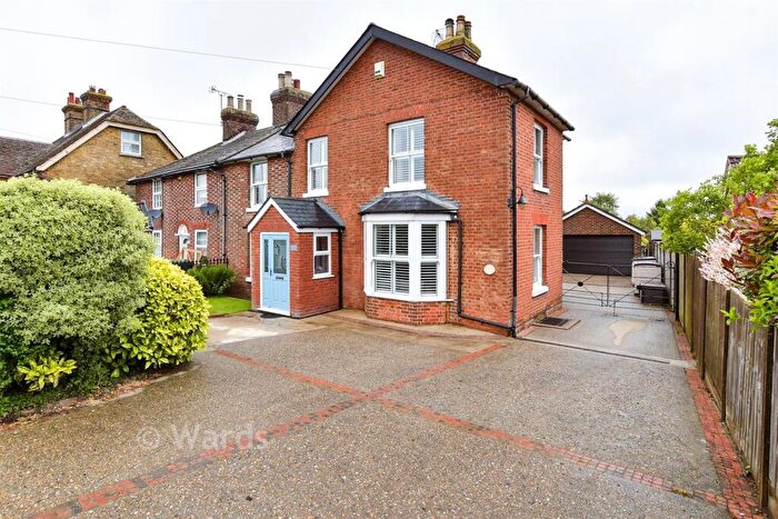 3 Bedroom End Of Terrace House For Sale In Heath Road, Coxheath, Maidstone, Kent, ME17