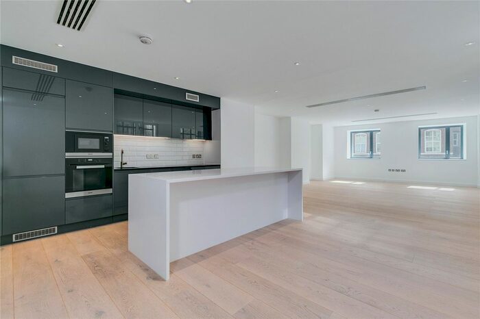 2 Bedroom Flat To Rent In Bubbling Well Square, London, SW18