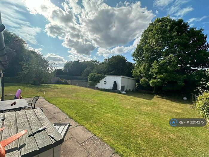 3 Bedroom Bungalow To Rent In The Barns, Bickenhill, Solihull, B92