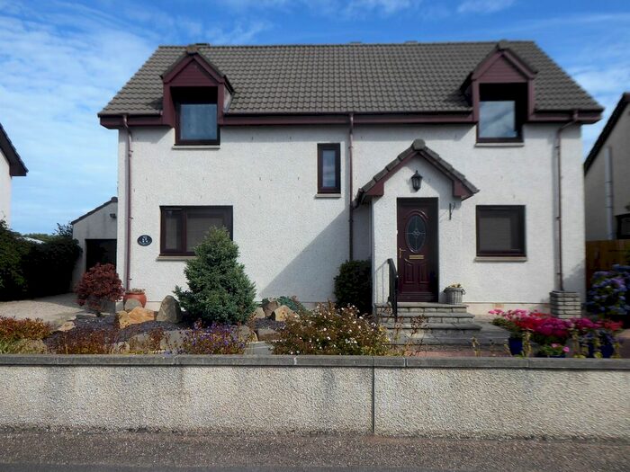 3 Bedroom Detached House For Sale In Pinewood Road, Mosstodloch, Fochabers, IV32