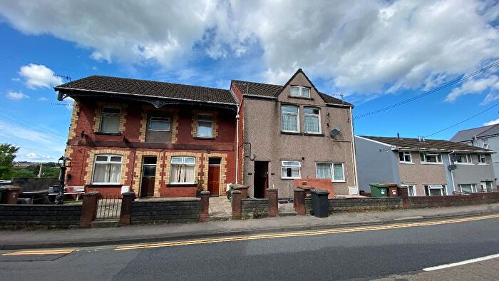 1 Bedroom Flat To Rent In Sheffield House Commrcial Street, Pengum, Blackwood, NP12