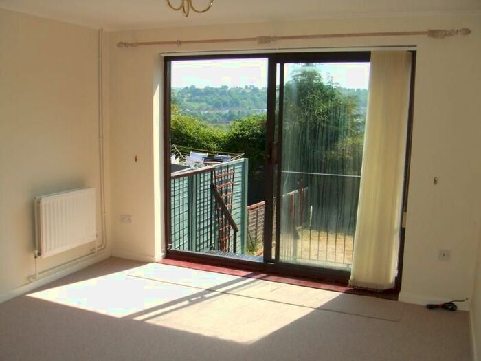 2 Bedroom Terraced House To Rent In Mayfield Avenue, Dover, Kent, CT16