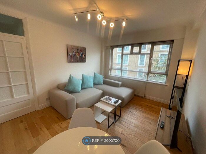 1 Bedroom Flat To Rent In Woodlands Gate, London, SW15