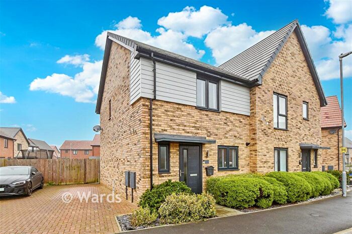 2 Bedroom Semi Detached House For Sale In Evers Road, Faversham, Kent, ME13